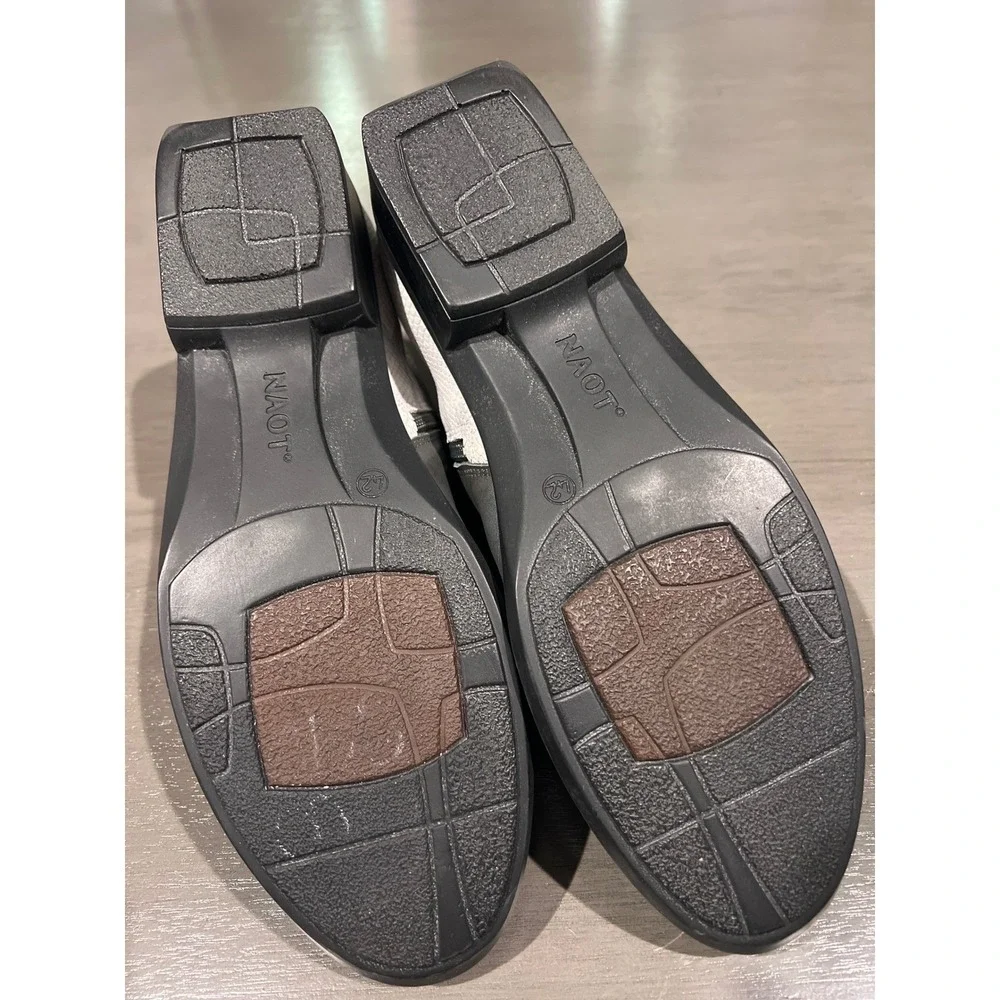 Naot Women's Italian Leather Helm Bootie Tin‎ Gray/Silver Snake Size 42(11) - Picture 5 of 6